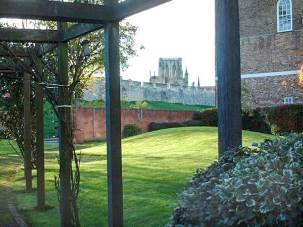 The Feversham York Luaran gambar